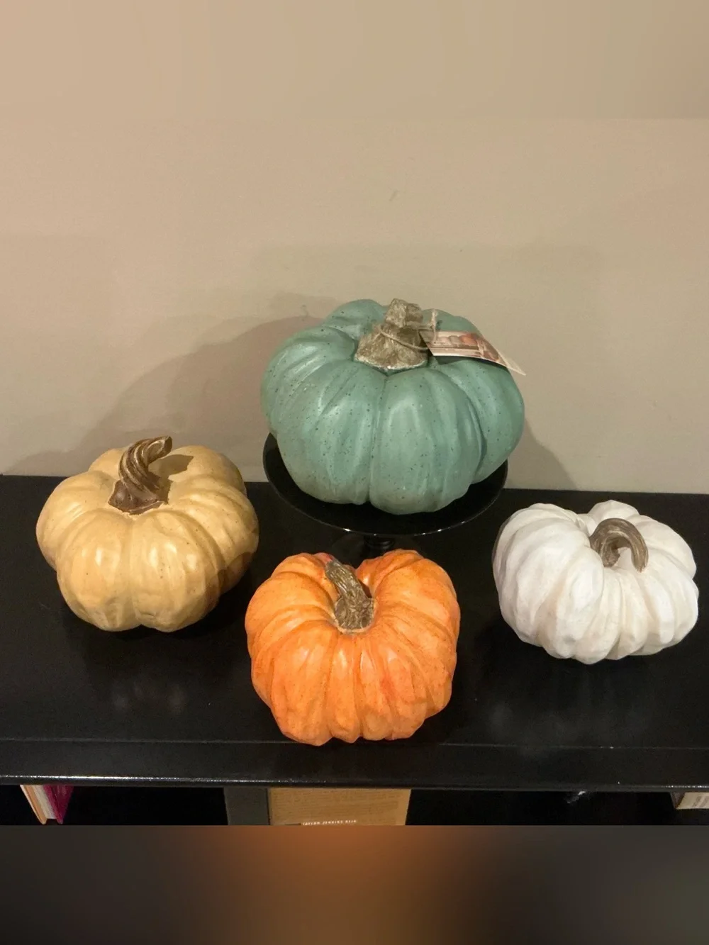 Set/4 Assorted Indoor/Outdoor Autumn Pumpkins 🍂